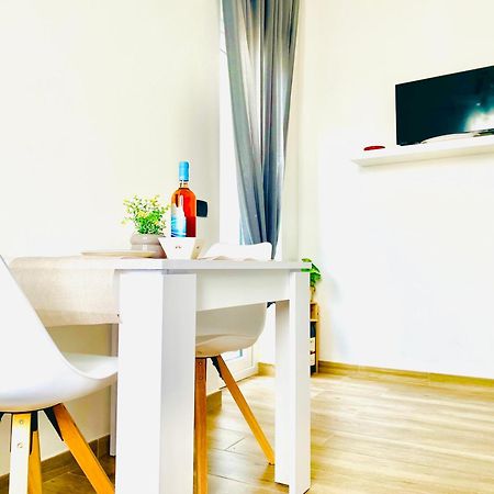 Casa Vacanze I Giardini Iglesias Esterno foto