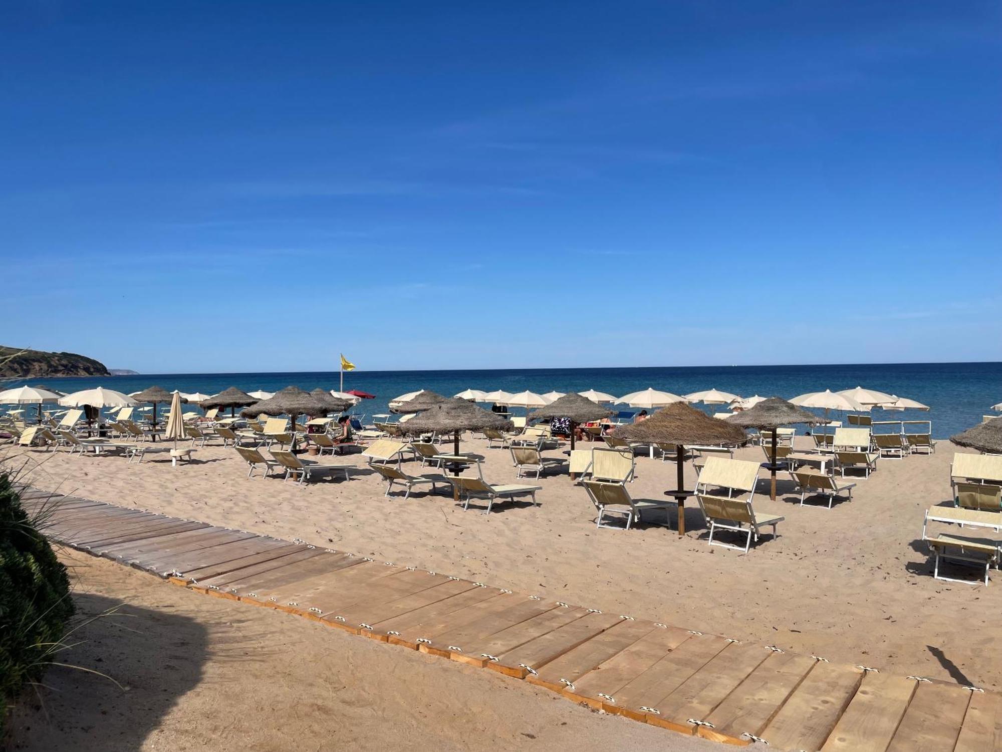 Casa Vacanze I Giardini Iglesias Esterno foto